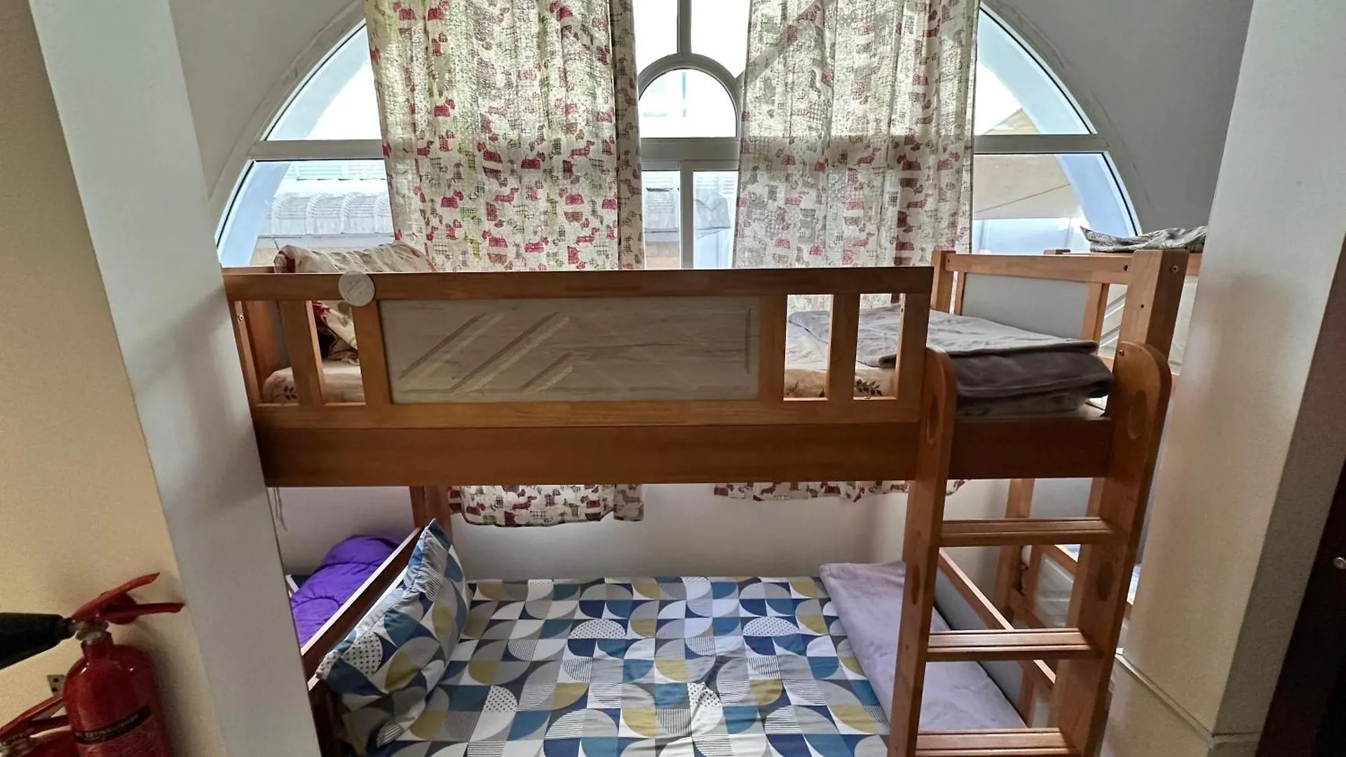 International Abu-Dhabi Hostel Villa Abu Dhabi Bed & Breakfast