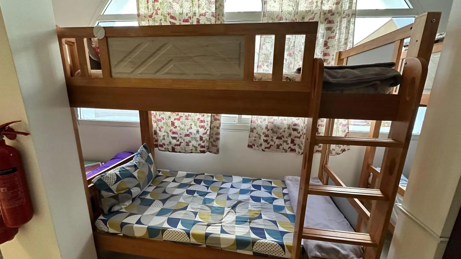 Bed & Breakfast International Abu-Dhabi Hostel Villa Abu Dhabi United Arab Emirates