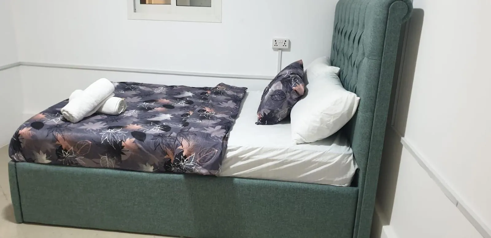 Bed & Breakfast International Abu-Dhabi Hostel Villa Abu Dhabi United Arab Emirates