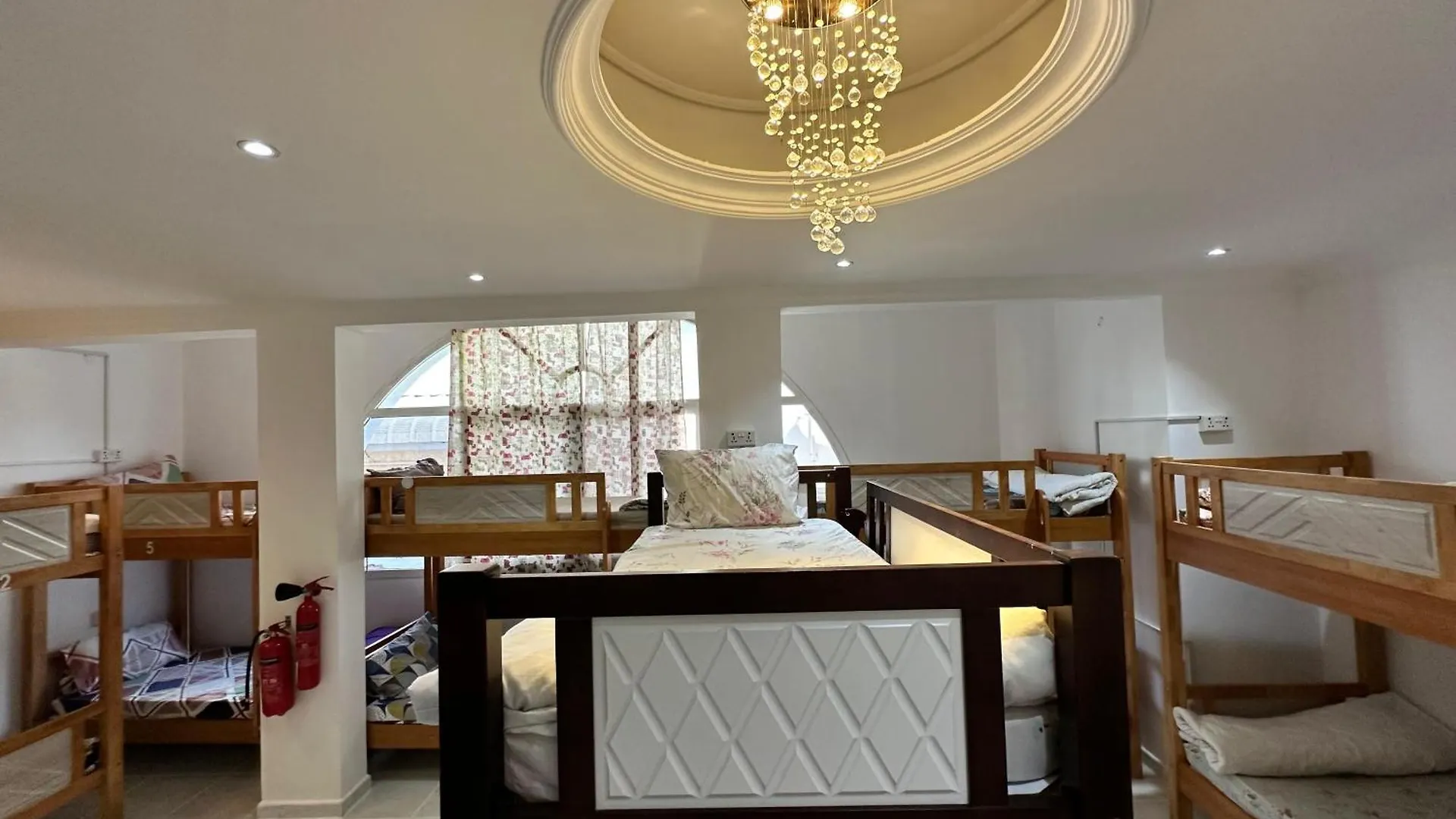 Bed & Breakfast International Abu-Dhabi Hostel Villa Abu Dhabi